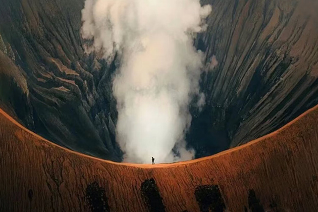 2钻昆明出发-私家团VIP打卡月球封面Bromo火山独特伊真火山探险双火山|罗威纳看日出追海豚之旅/可定制行程